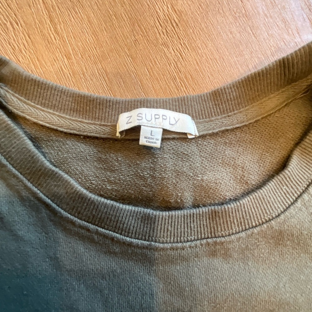 Z Supply Top - Size L - Picture 2 of 4